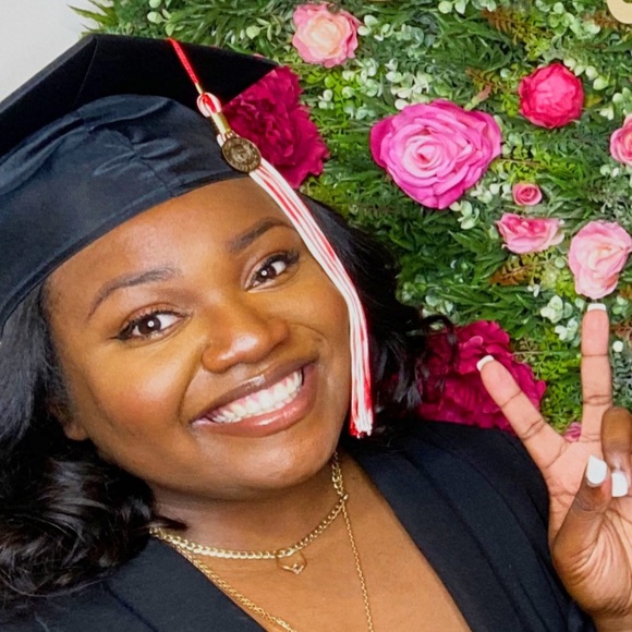 Meet your Posher, Tewanii - Picture 1 of 1